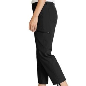 Eddie Bauer Black Stretch Ripstop Crop Pants Size 6
